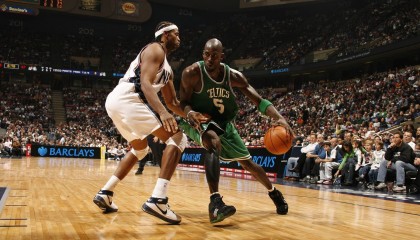 开云体育官方网站-澳洲队冲刺阶段技压群雄，夺冠在望，澳洲篮球队